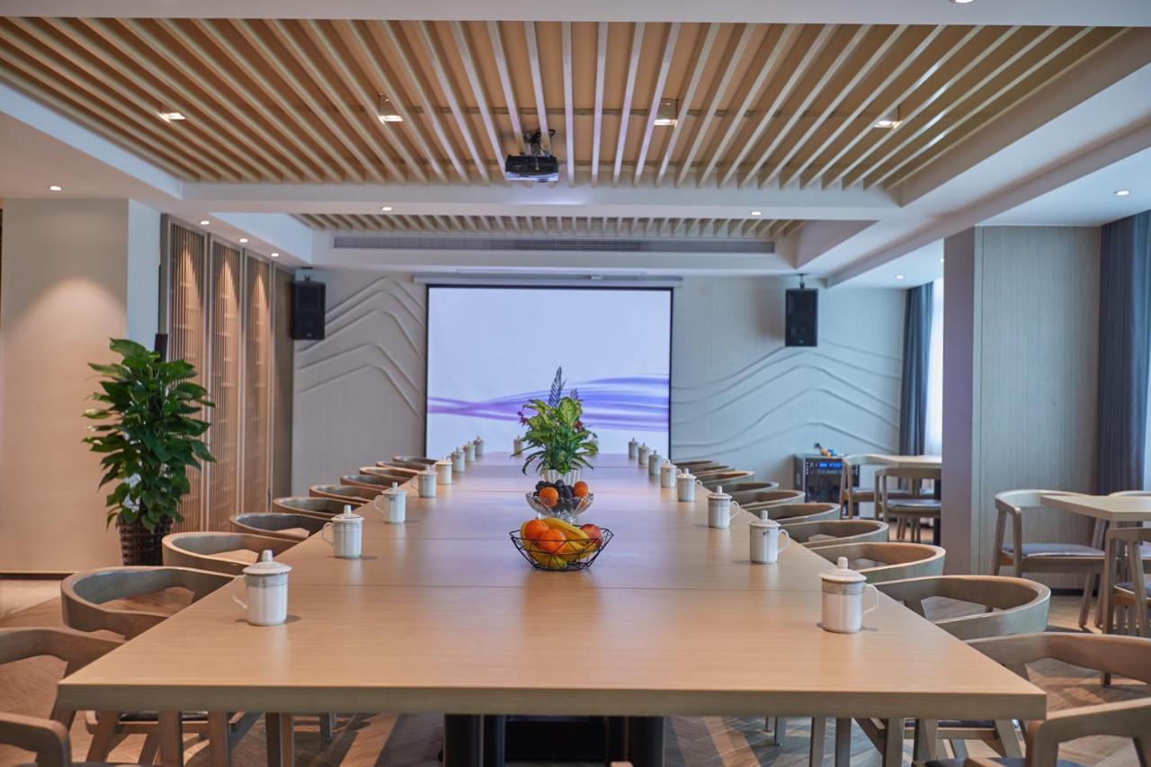 Yiwu Boman Boutique Hotel Bagian luar foto
