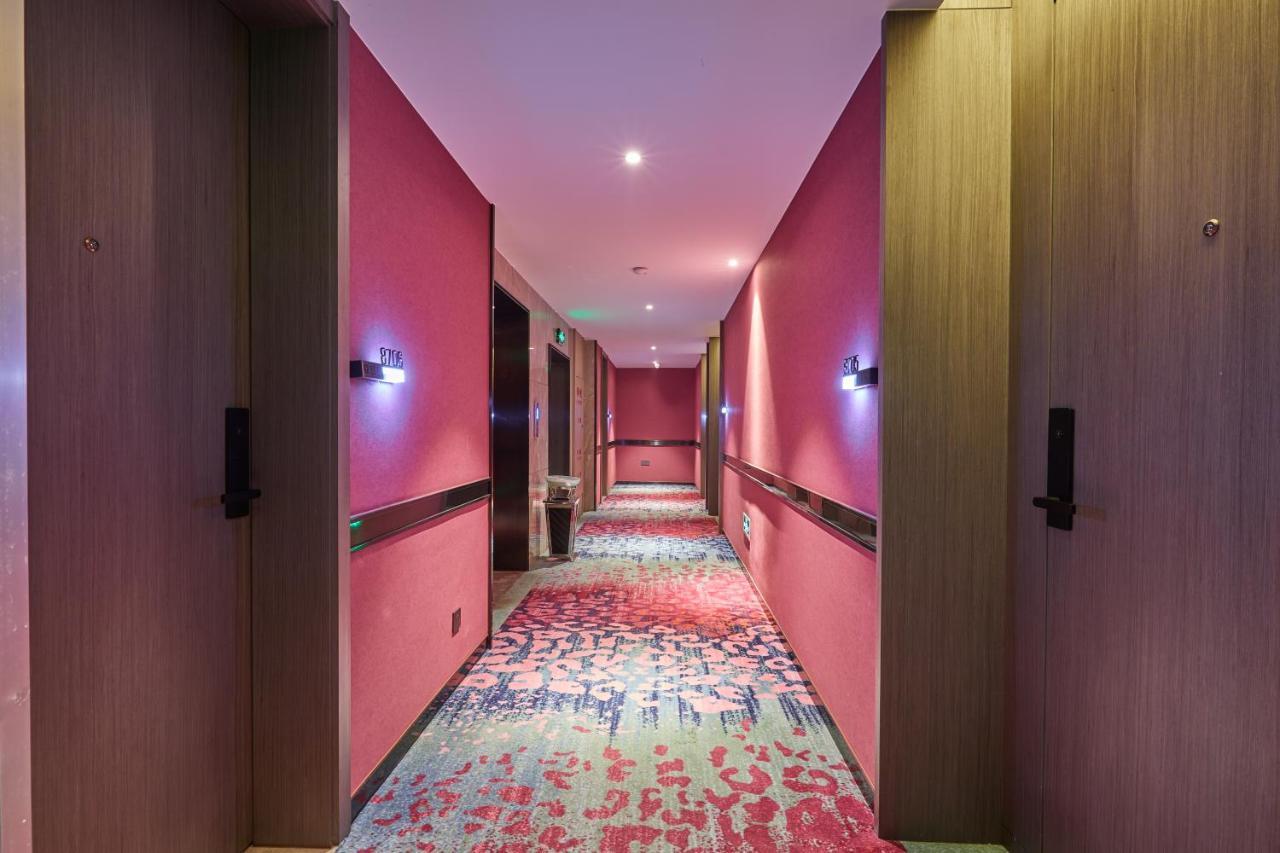 Yiwu Boman Boutique Hotel Bagian luar foto